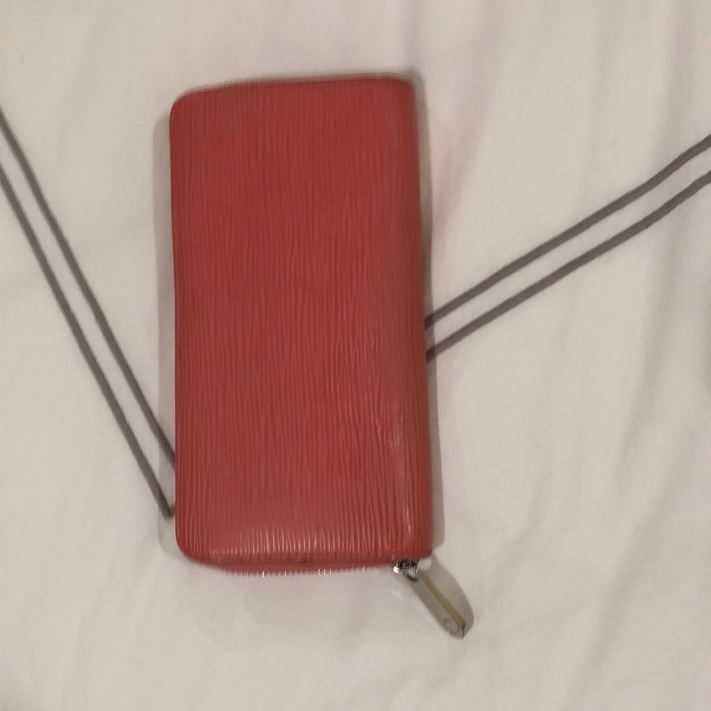 Louis Vuitton salmon pink wallet